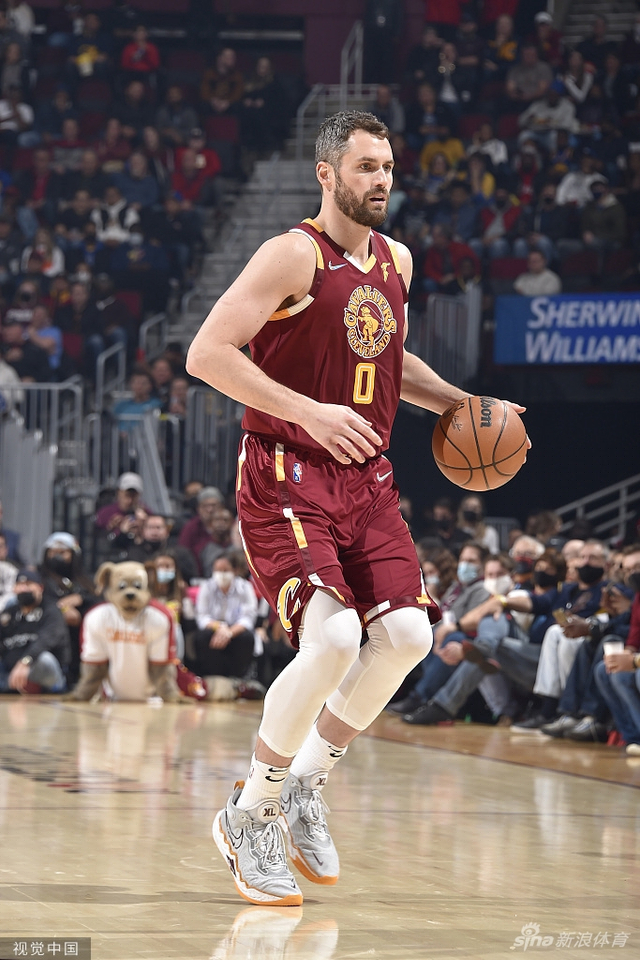 虽然他健康 虽然他健康